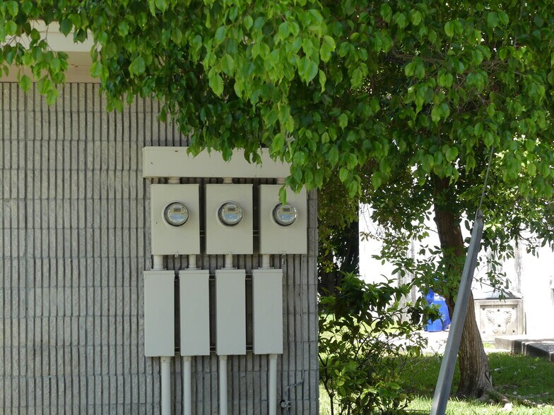 More Photos Of 925 SE 1st St, Pompano Beach Medical For Sale