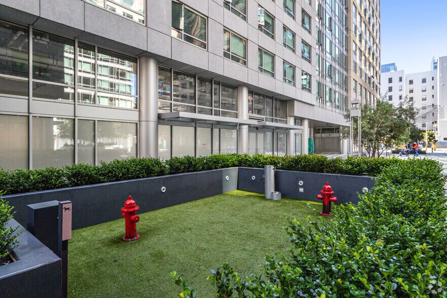 More Photos Of 1177 Market St, San Francisco Apartments For Lease