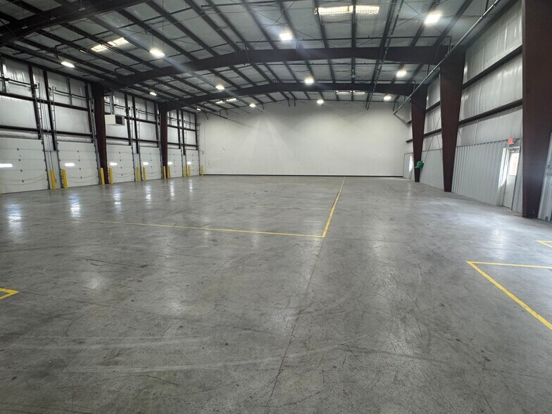 Primary Photo Of 140 Western Maryland Pky, Hagerstown Unknown For Lease