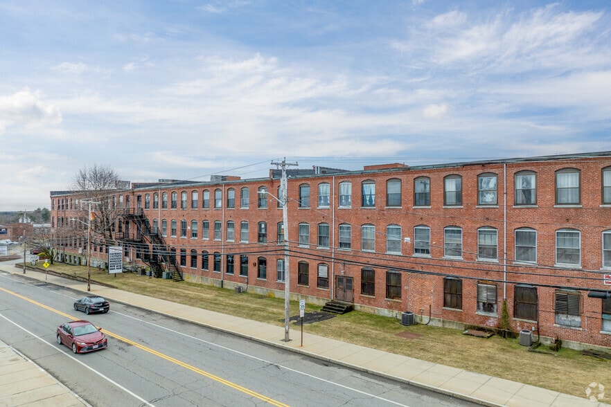 Primary Photo Of 435 Lancaster St, Leominster Office For Lease