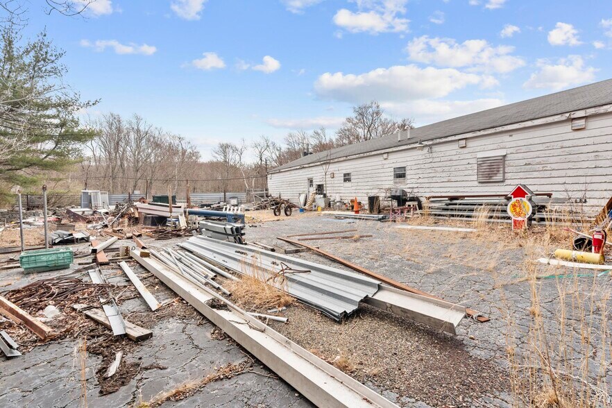 More Photos Of 1531 Route 163, Oakdale Auto Repair For Sale