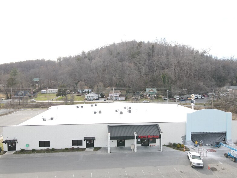 More Photos Of 1749 US-19E, Elizabethton Flex For Sale