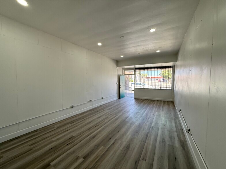 More Photos Of 4122-4150 E Clinton Ave, Fresno Unknown For Lease