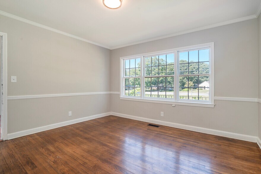 More Photos Of 1409 Georgia Hwy 11, Monroe Office Residential For Sale