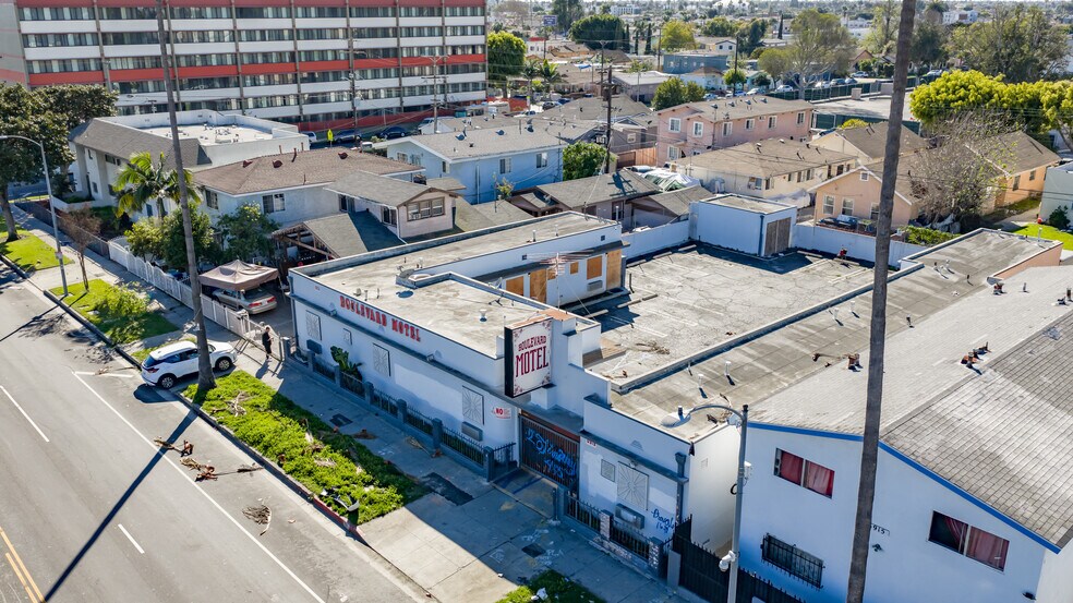 More Photos Of 6919 S Figueroa St, Los Angeles Hotel For Sale