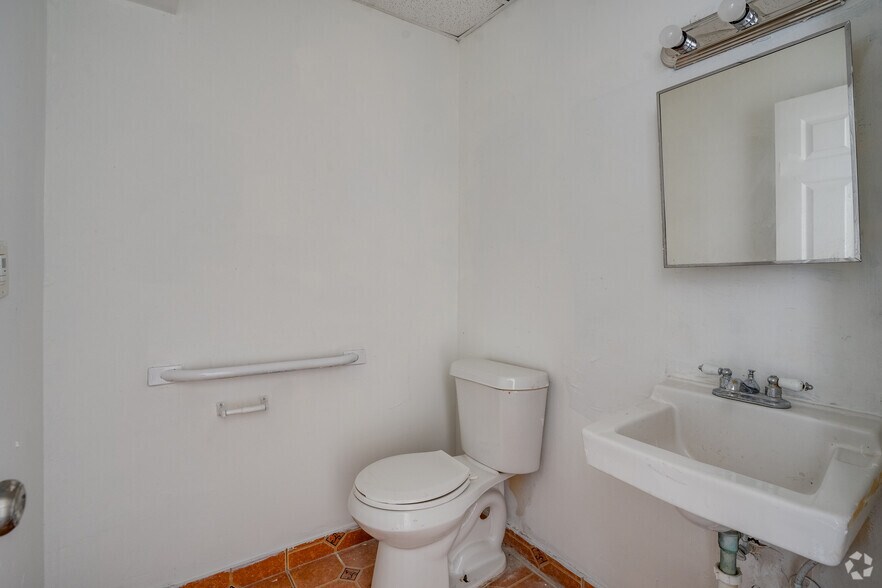 Photo of 1st Floor Ste Unit 10