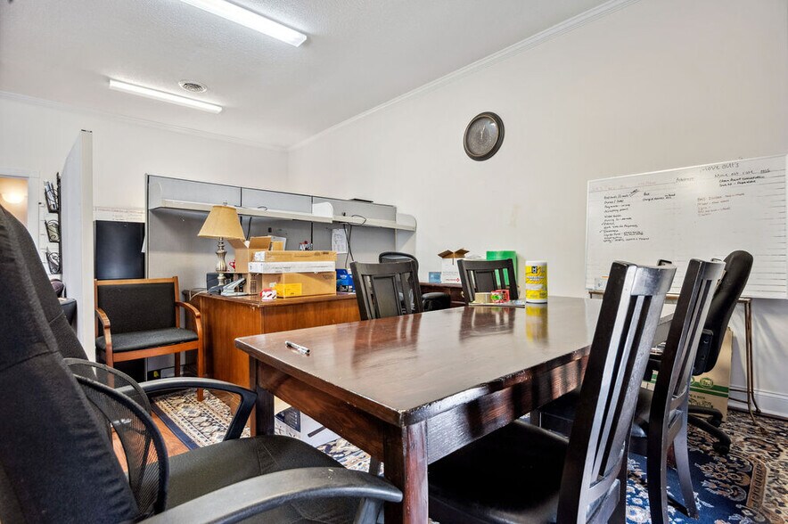 More Photos Of 1212-1216 Gum Branch Rd, Jacksonville General Retail For Sale