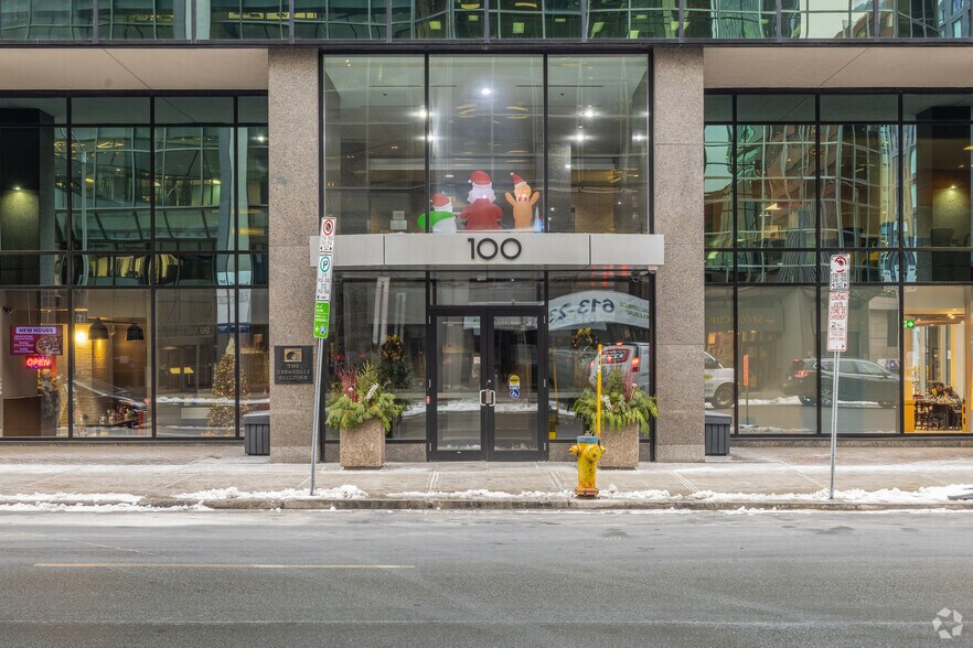 More Photos Of 100 Metcalfe St, Ottawa Office For Lease