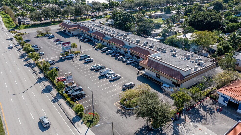 More Photos Of 5750-5784 Okeechobee Blvd, West Palm Beach Unknown For Lease