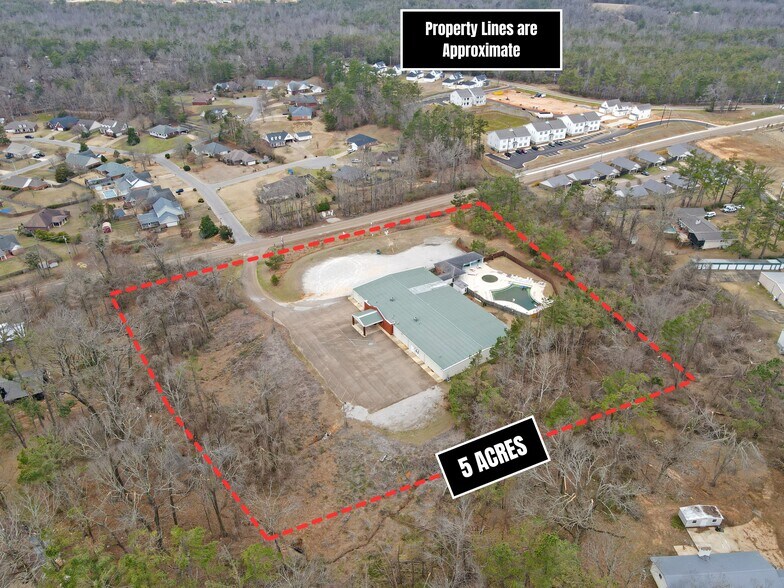 More Photos Of 3903 S Lamar Blvd, Oxford General Retail For Sale