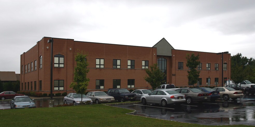 More Photos Of 1543 State Route 27, Somerset Medical For Lease