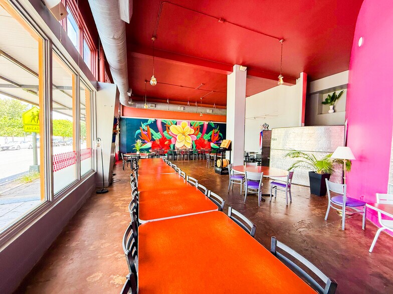More Photos Of 910 S Alamo St, San Antonio Restaurant For Lease