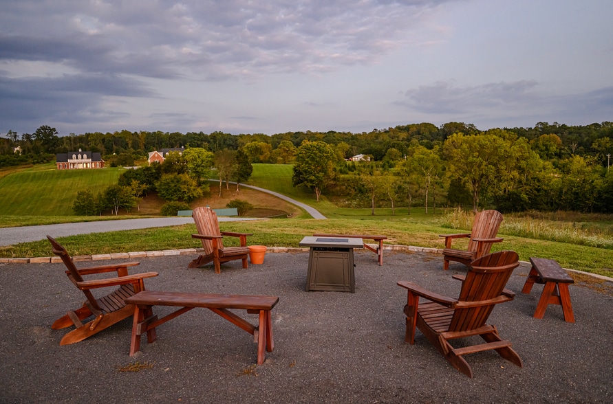 More Photos Of 670 Wyo Rd, Mocksville Specialty For Sale