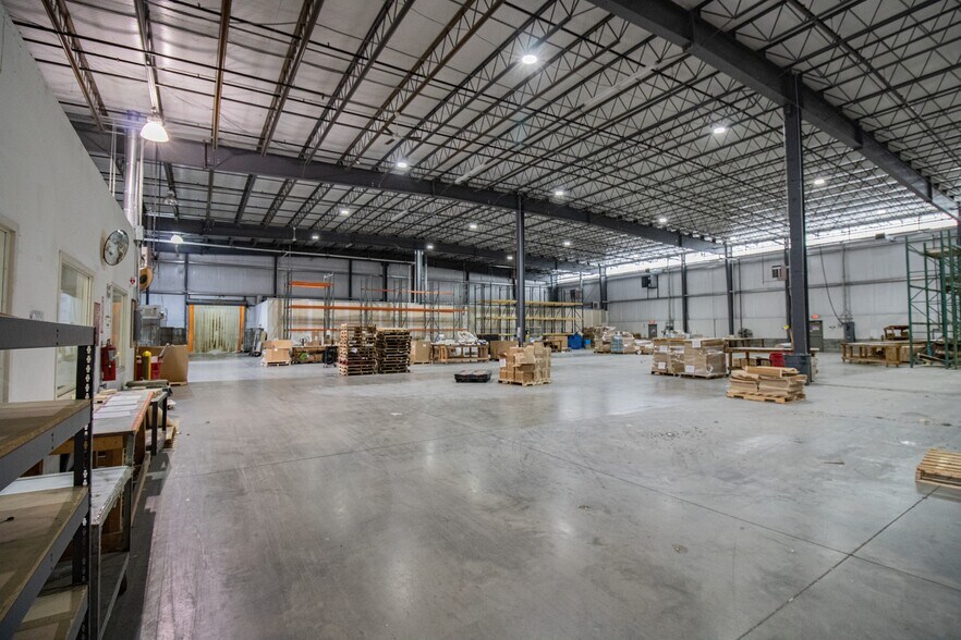More Photos Of 20 Tyler Way, Newark Warehouse For Lease