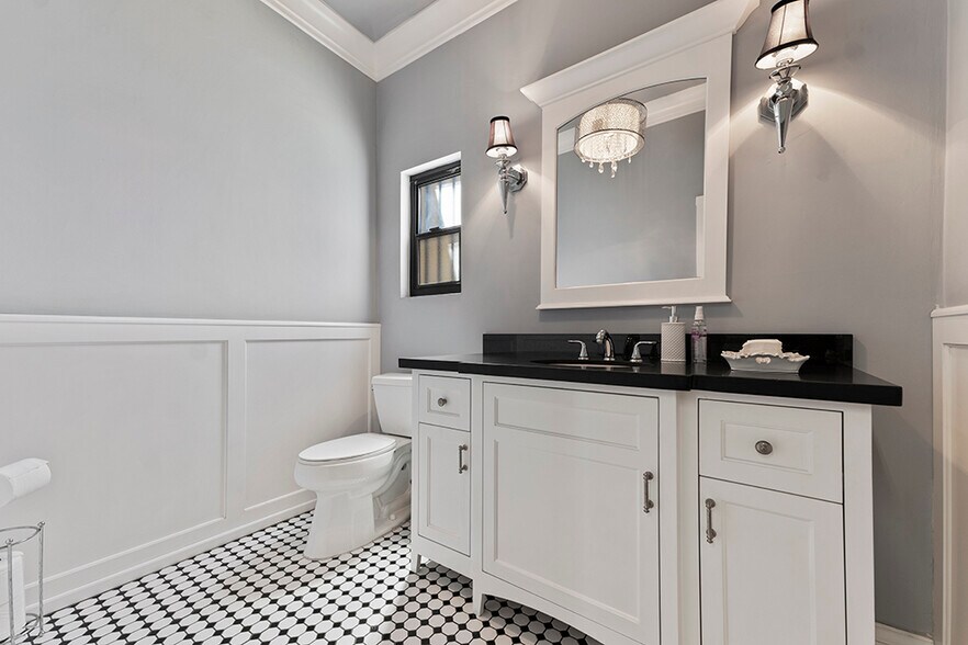 More Photos Of 7438 Varna Ave, North Hollywood Warehouse For Sale