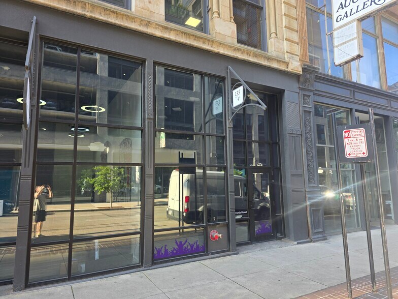 More Photos Of 133 W 4th St, Cincinnati Office Residential For Lease