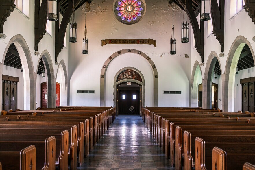 More Photos Of 6300 Minnesota Ave, Saint Louis Religious Facility For Sale