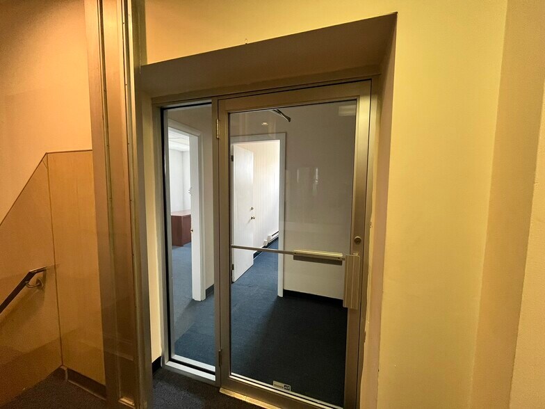 More Photos Of 14 Dartmouth St, Malden Office For Lease