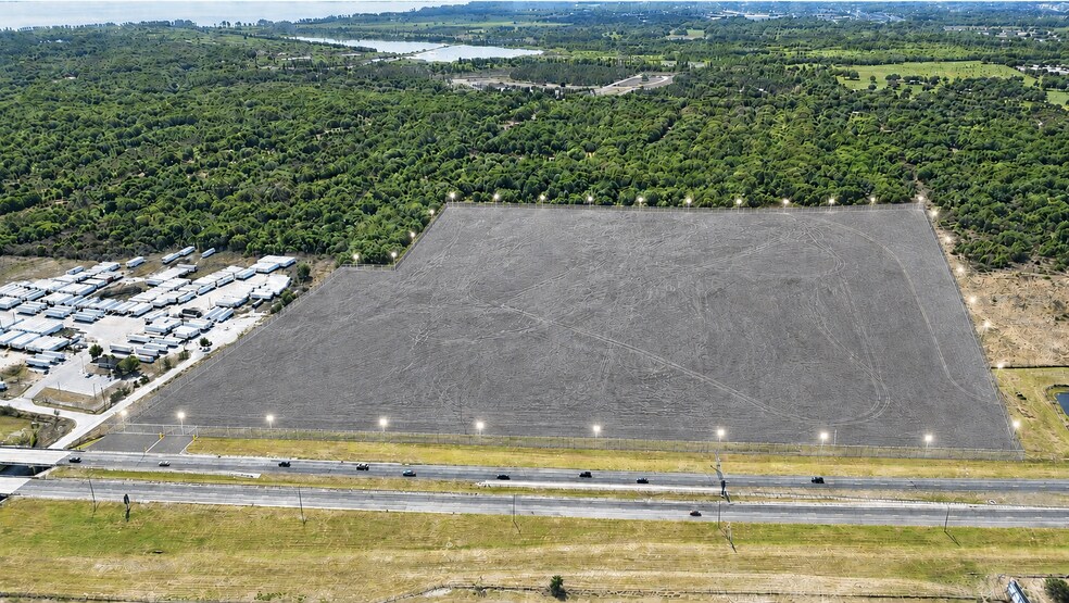 More Photos Of 2925 Pavers Rd, Lakeland Industrial For Lease