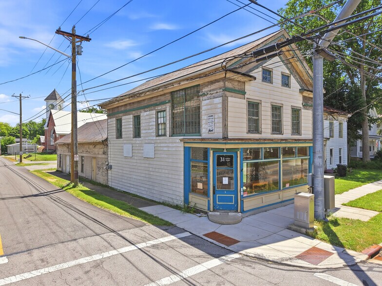 More Photos Of 31 S Front St, Burbank Storefront Retail Residential For Sale