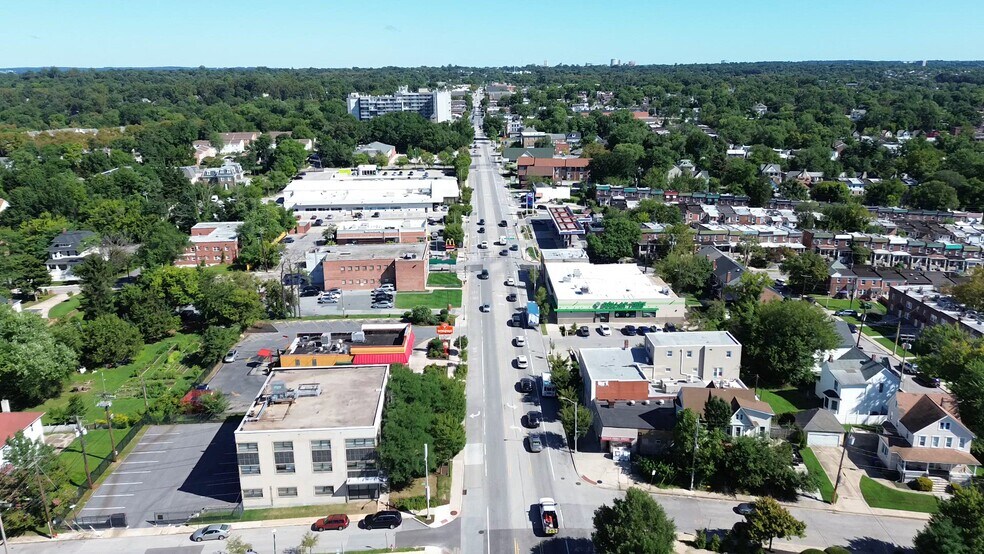 Primary Photo Of 5200 York Rd, Baltimore Drugstore For Lease