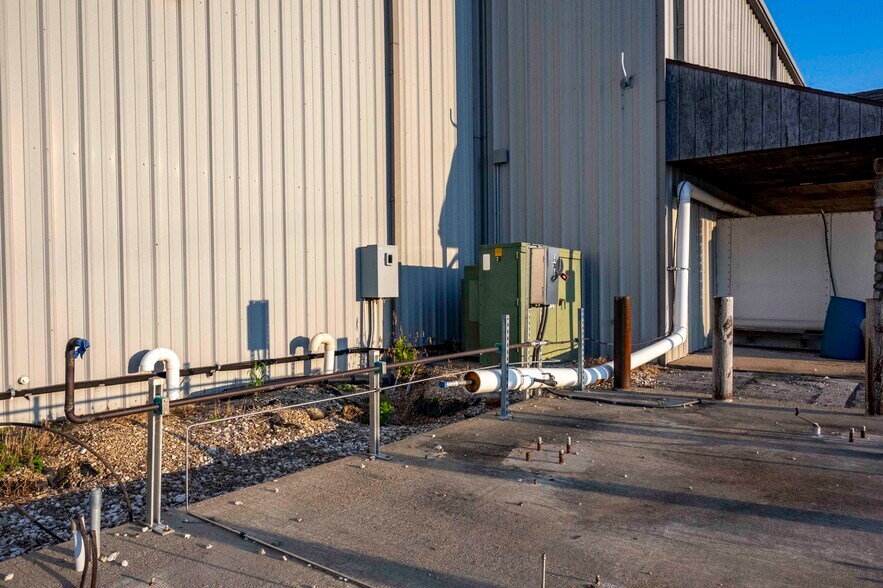 More Photos Of 1 Rooster Way, Barry Industrial For Sale