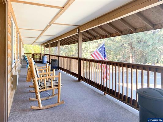 More Photos Of 179 S Mill St, Sumpter Hotel For Sale