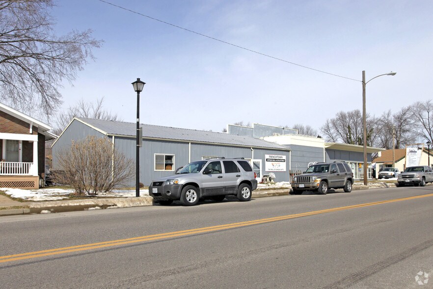 More Photos Of 1513 N 2nd St, Saint Charles Warehouse For Sale