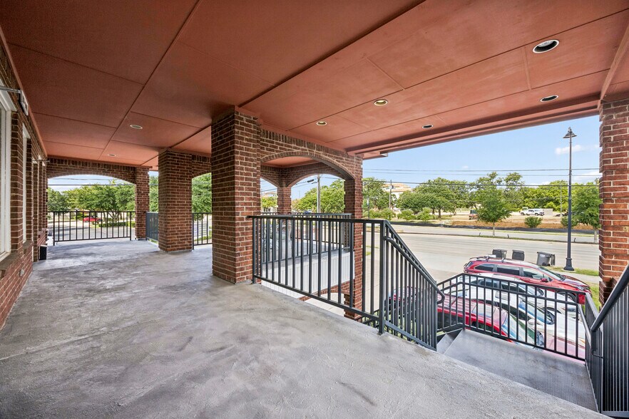 More Photos Of 5013 Colleyville Blvd, Colleyville Storefront Retail Office For Sale