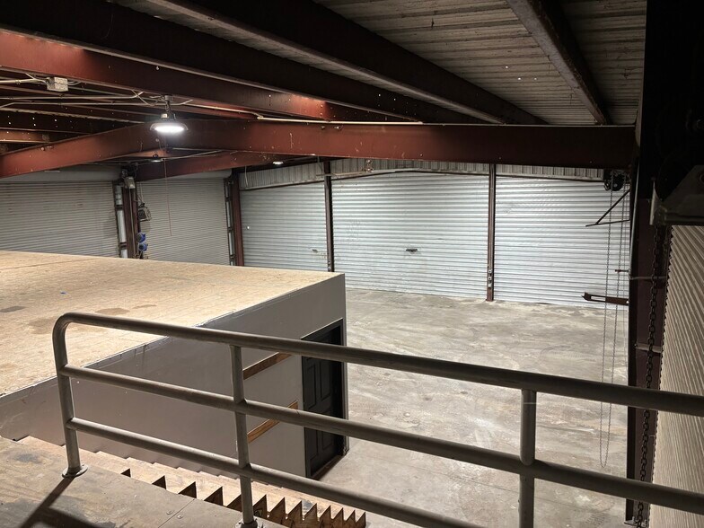 More Photos Of 3823 Fm 1128 Rd, Pearland Light Distribution For Lease