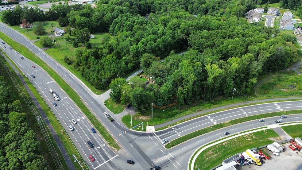 Primary Photo Of 14943 Dumfries Rd, Manassas Land For Sale