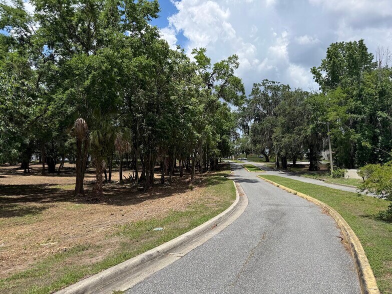 More Photos Of 150 SE 17th St, Ocala Land For Sale