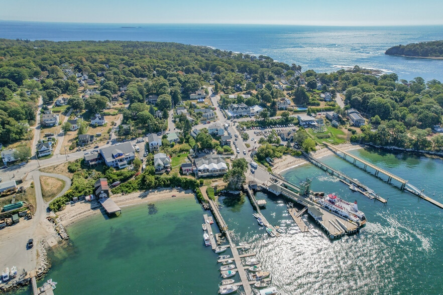 More Photos Of 15 Epps St, Portland Storefront For Sale