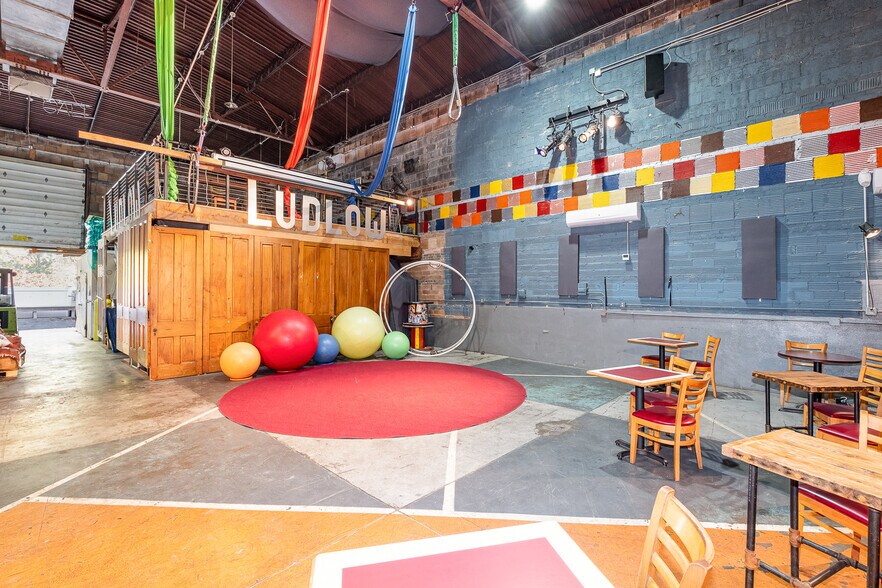 More Photos Of 322-324 Elm St, Ludlow Bar For Sale