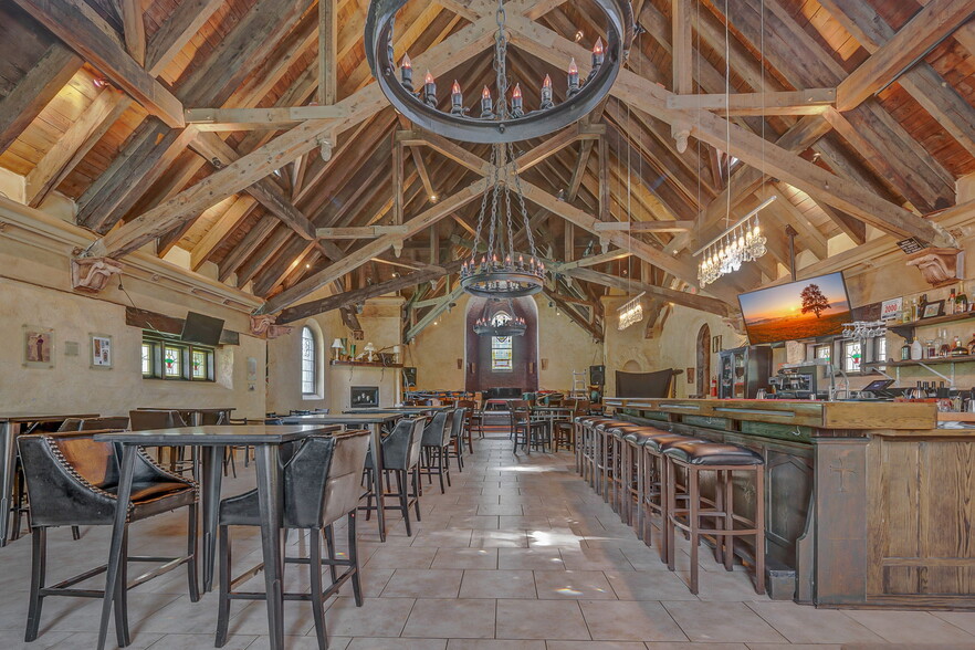 More Photos Of 1715 E Main St, Mohegan Lake Restaurant For Sale