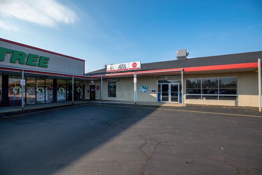 More Photos Of 780-820 Central St, Millinocket Storefront For Sale