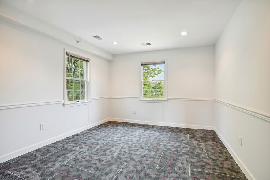 More Photos Of , Great Falls Office For Sale