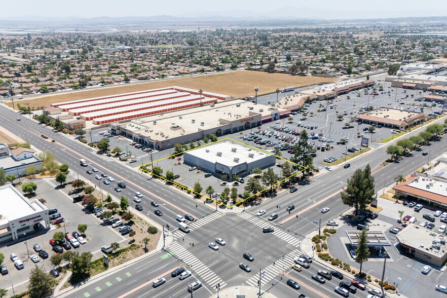 More Photos Of 24991 Alessandro Blvd, Moreno Valley Freestanding For Sale