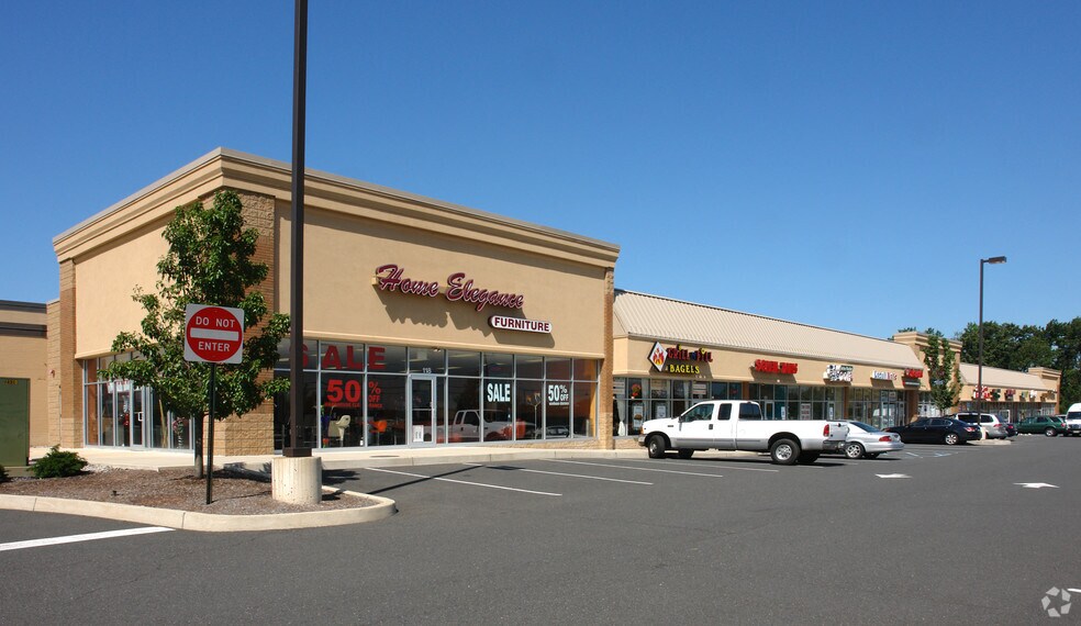 Primary Photo Of 136 Talmadge Rd, Edison Unknown For Lease