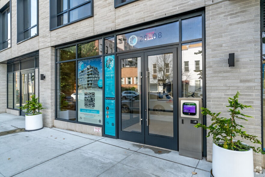 More Photos Of 2808 38th Ave, Long Island City Apartments For Lease