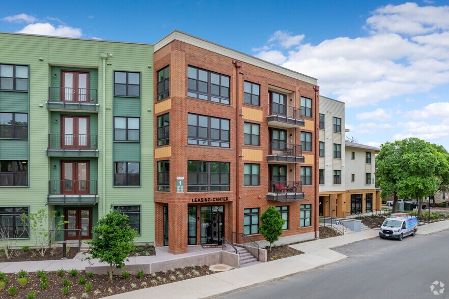 More Photos Of 100 Labor St, San Antonio Apartments For Lease