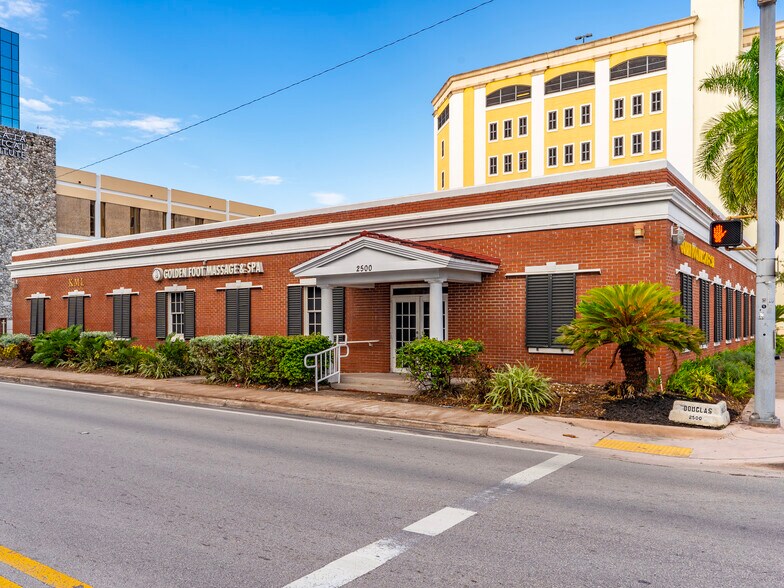Primary Photo Of 2500 Douglas Rd, Coral Gables Medical For Lease