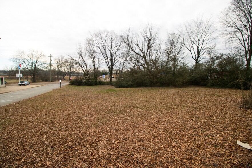 More Photos Of 00 Newsome, Henderson Land For Sale