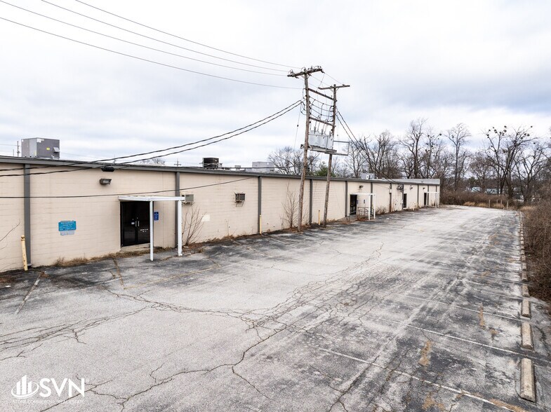 More Photos Of 1047 US Highway 127 S, Frankfort Medical For Lease