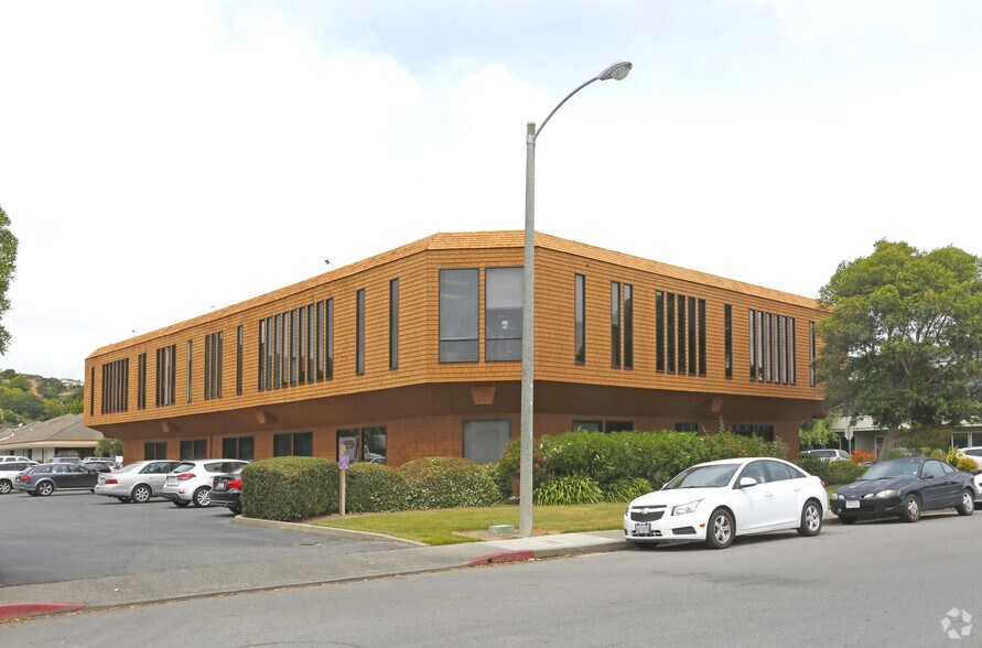 More Photos Of 68 Mitchell Blvd, San Rafael Loft Creative Space For Lease