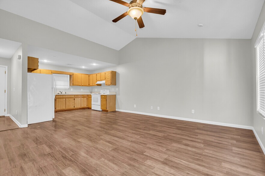 More Photos Of 738 Black Mountain Rd, Toccoa Apartments For Sale