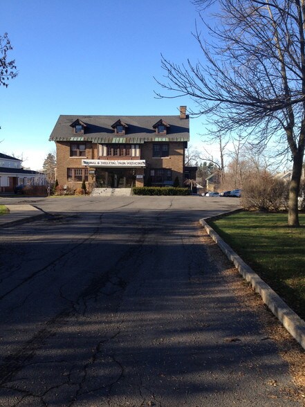 More Photos Of 2208 Genesee St, Utica Medical For Lease