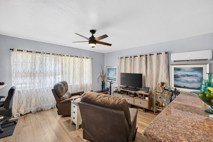 More Photos Of 3209 NE 7th Pl, Pompano Beach Specialty For Sale
