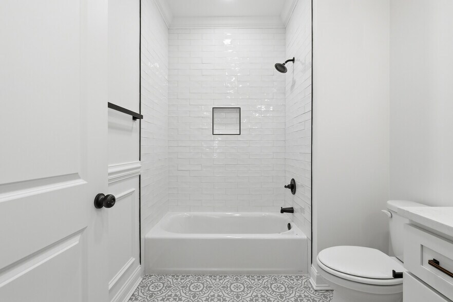 More Photos Of , Savannah Specialty For Sale