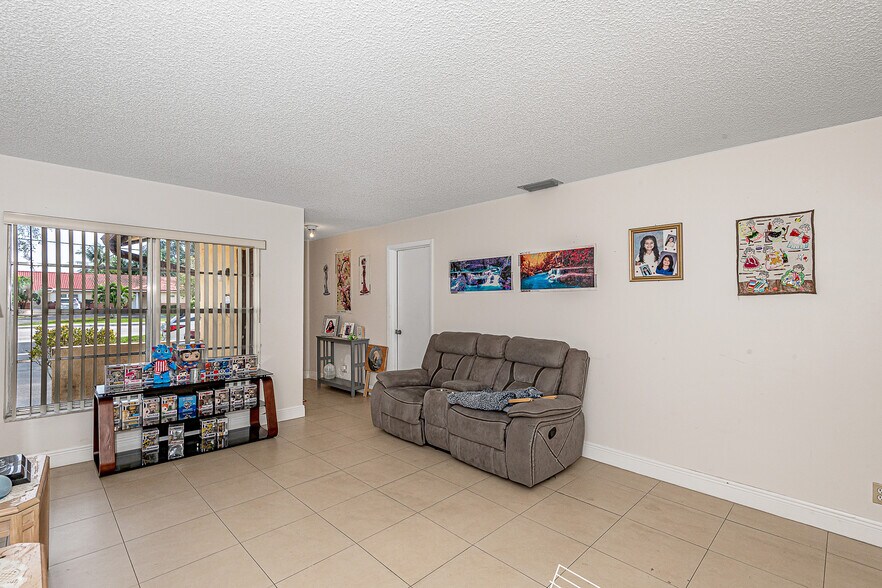 More Photos Of 3960 NW 110th Ave, Coral Springs Multifamily For Sale